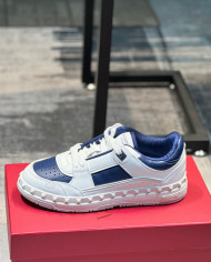 Valentino fashionable casual shoes for couples