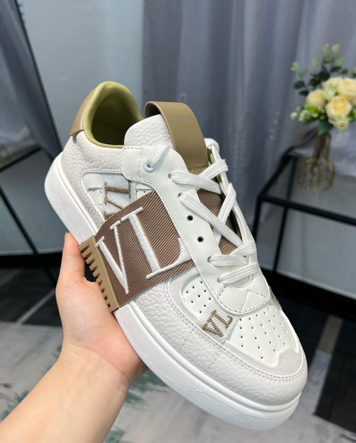 Valentino couple style sports and leisure shoes