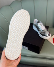 Valentino casual and fashionable sports shoes for couples