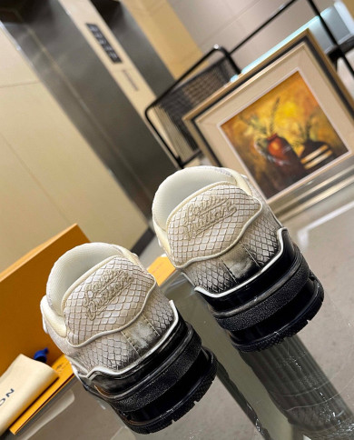 LV couple style sports sneakers