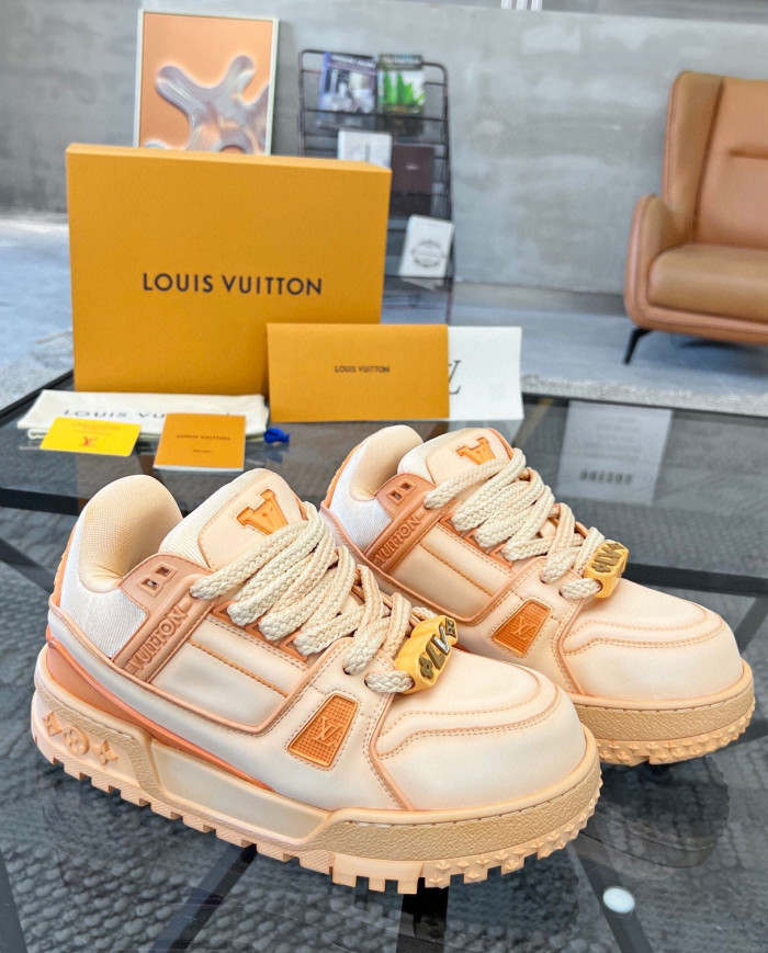 LV couple style bread sports sneakers