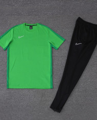 Nike Short sleeved suit ND02 Green Pants Set