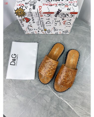 DOLCE&GABBANA  Men's leather slippers