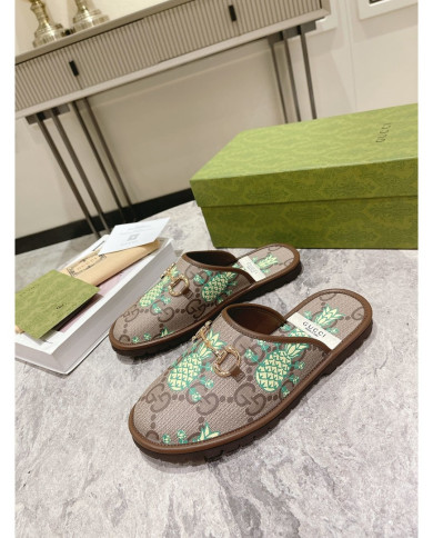 GUCCI  Men's  slippers