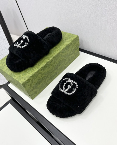 GUCCI  Men's  slippers