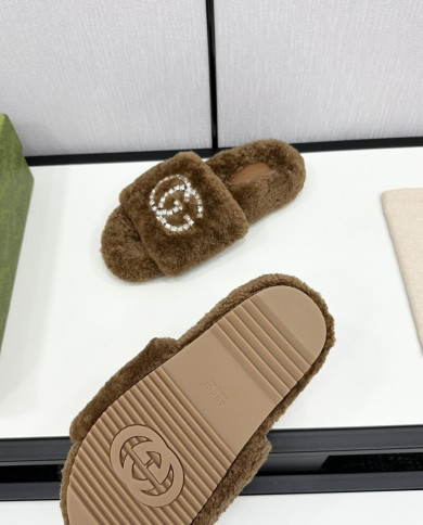 GUCCI  Men's  slippers