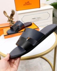 HERMES Men's  slippers