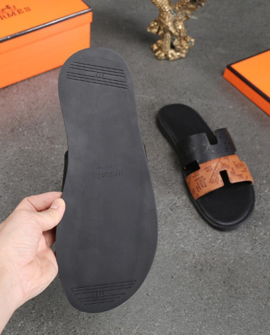 HERMES Men's  slippers