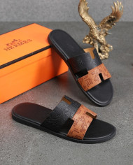 HERMES Men's  slippers
