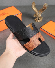 HERMES Men's  slippers