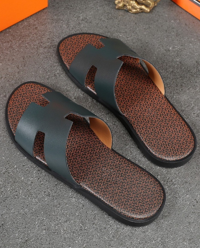 HERMES  Men's leather slippers