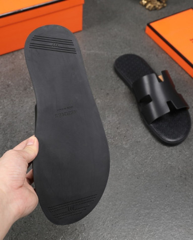 HERMES  Men's leather slippers