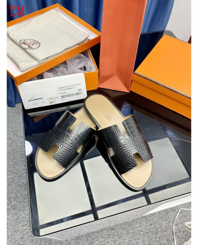 HERMES  Men's leather slippers