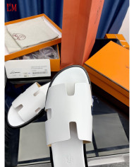 HERMES  Men's leather slippers