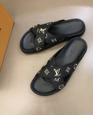 Louis  Vuitton   Men slippers