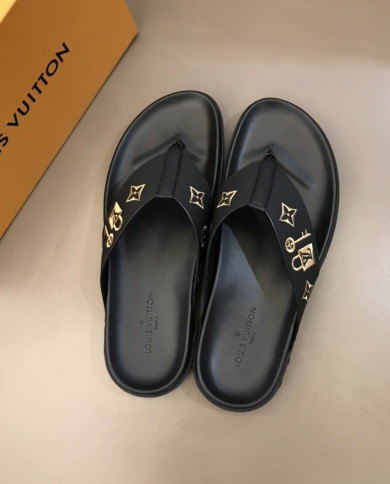Louis  Vuitton  Men slippers
