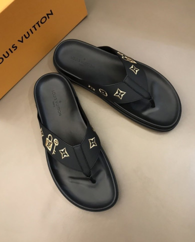 Louis  Vuitton  Men slippers