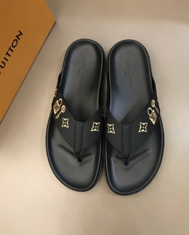 Louis  Vuitton  Men slippers