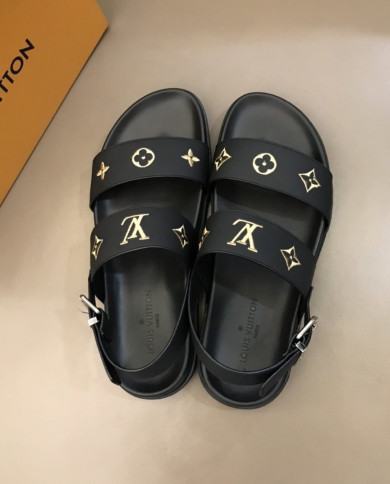 Louis  Vuitton  Men slippers
