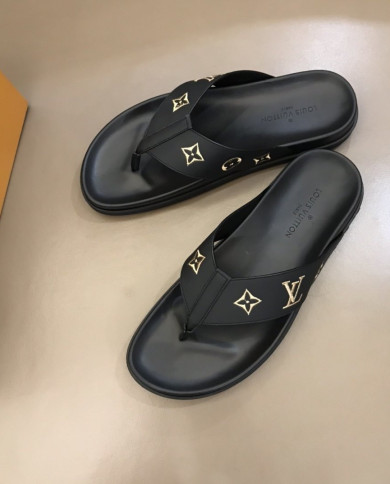 Louis  Vuitton  Men slippers