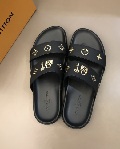 Louis  Vuitton  Men slippers