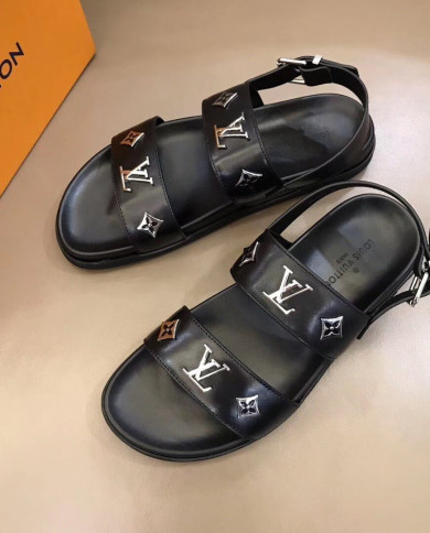 Louis  Vuitton  Men slippers