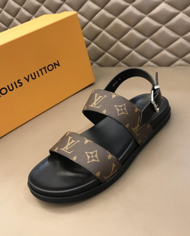 Louis  Vuitton  Men slippers