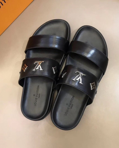 Louis  Vuitton  Men slippers