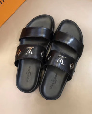 Louis  Vuitton  Men slippers