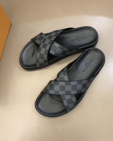 Louis  Vuitton  Men slippers