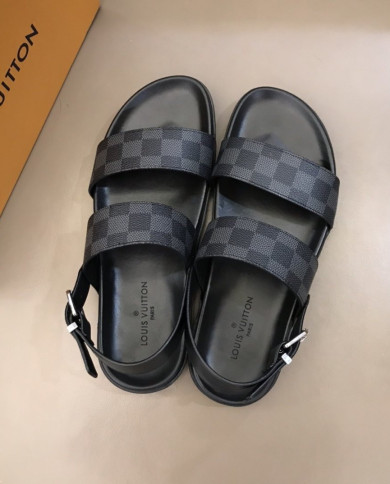 Louis  Vuitton  Men slippers