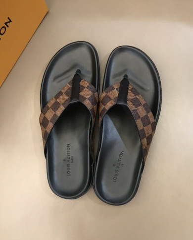 Louis  Vuitton  Men slippers