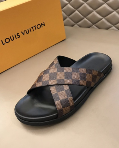 Louis  Vuitton  Men slippers