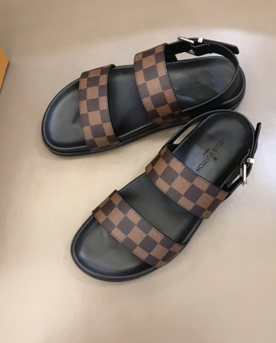 Louis  Vuitton  Men slippers