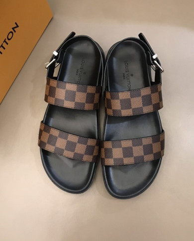 Louis  Vuitton  Men slippers