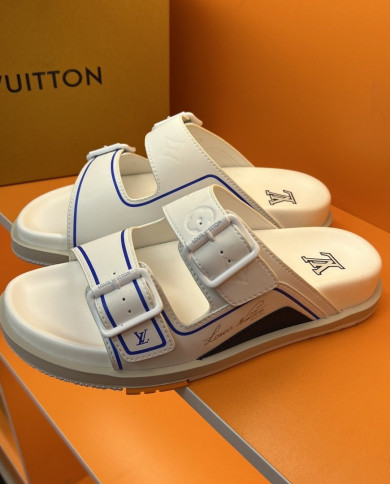 Louis  Vuitton  Men slippers