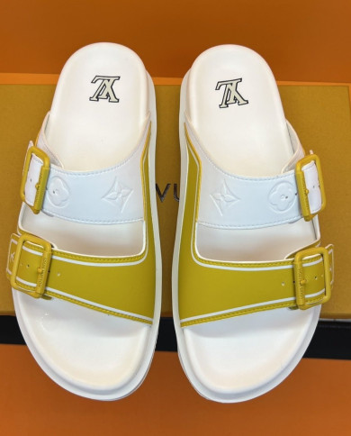 Louis  Vuitton  Men slippers