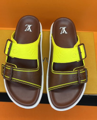 Louis  Vuitton  Men slippers