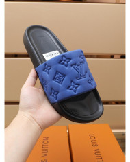 Louis  Vuitton  Men slippers