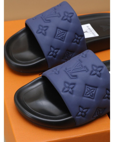 Louis  Vuitton  Men slippers