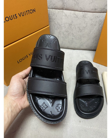 Louis  Vuitton  Men slippers