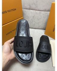 Louis  Vuitton  Men slippers