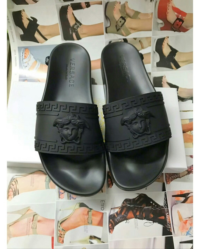 Versace  Men slippers