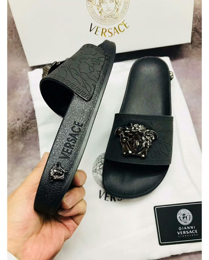 Versace  Men slippers