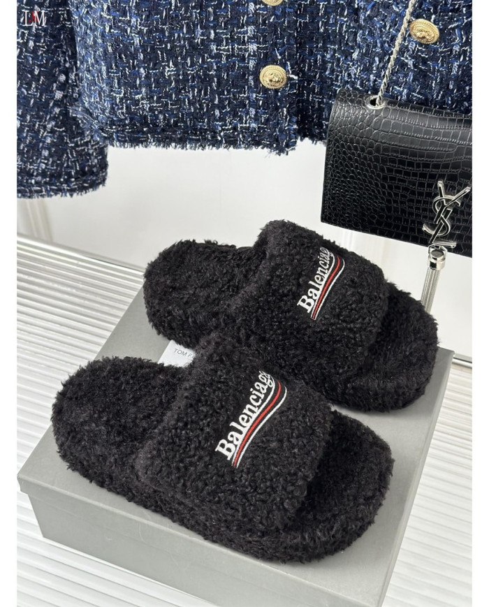 Balenciaga  Lady Teddy Mao Mao slippers