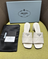 Prada  Lady slippers