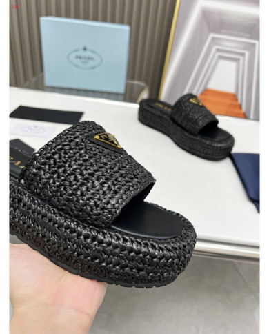 Prada  Lady slippers