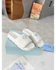 Prada  Lady slippers