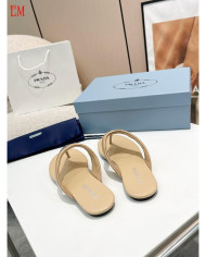 Prada  Lady slippers