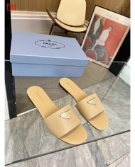 Prada  Lady slippers